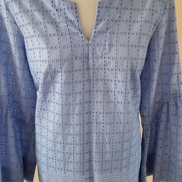 NWT Neiman Marcus light blue Eyelet top. - Picture 4 of 8